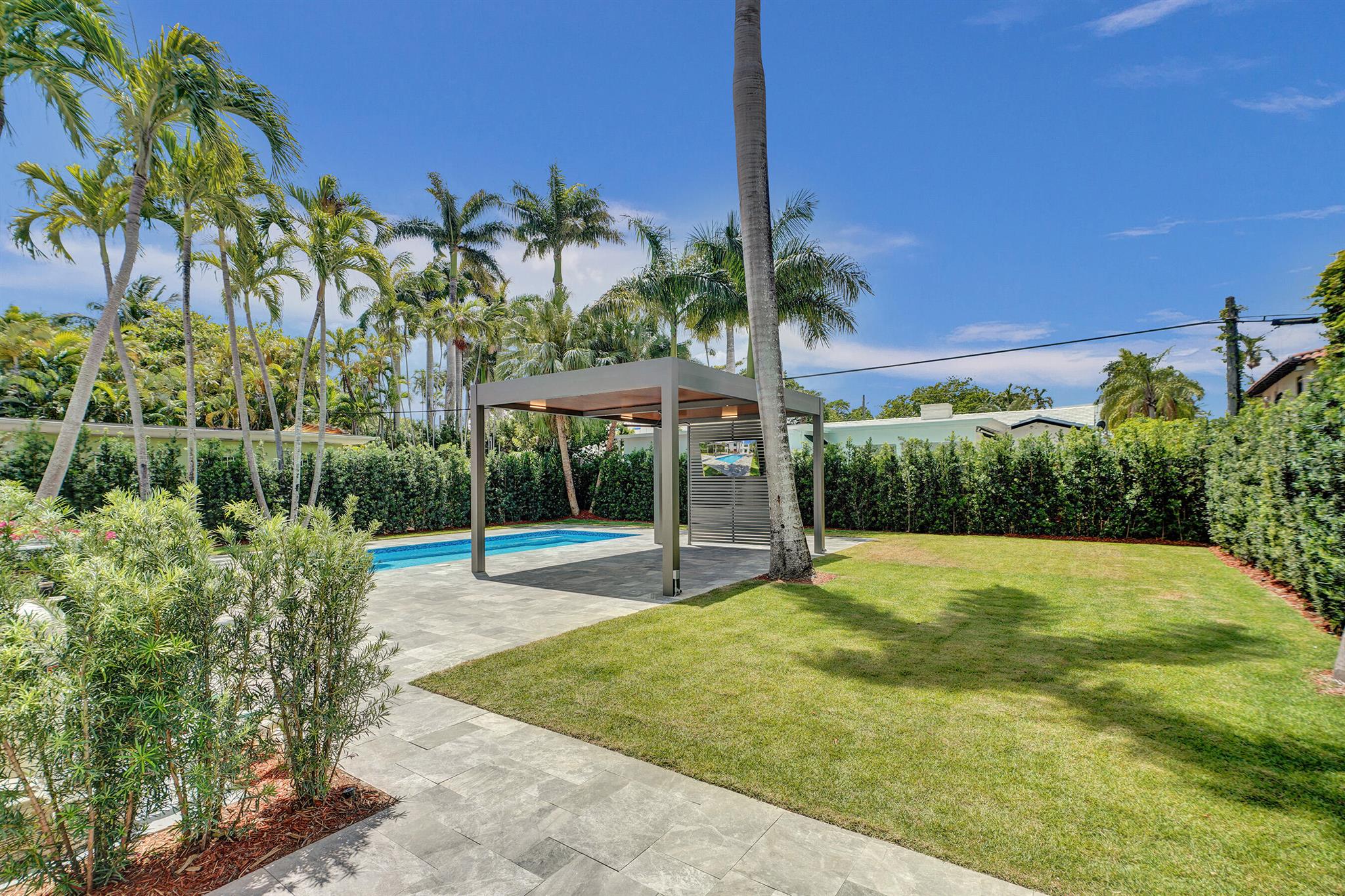 5832 Alton Road