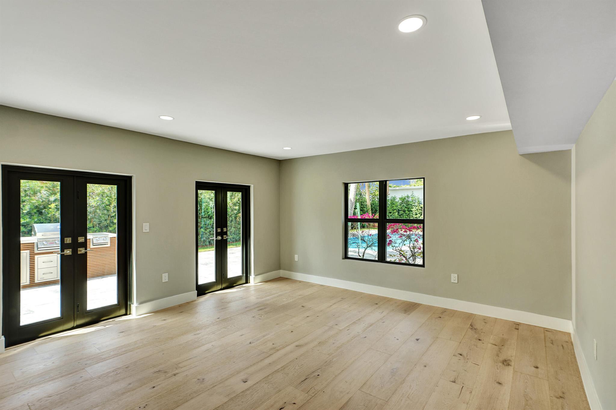 LA GORCE GOLF SUB - Residential