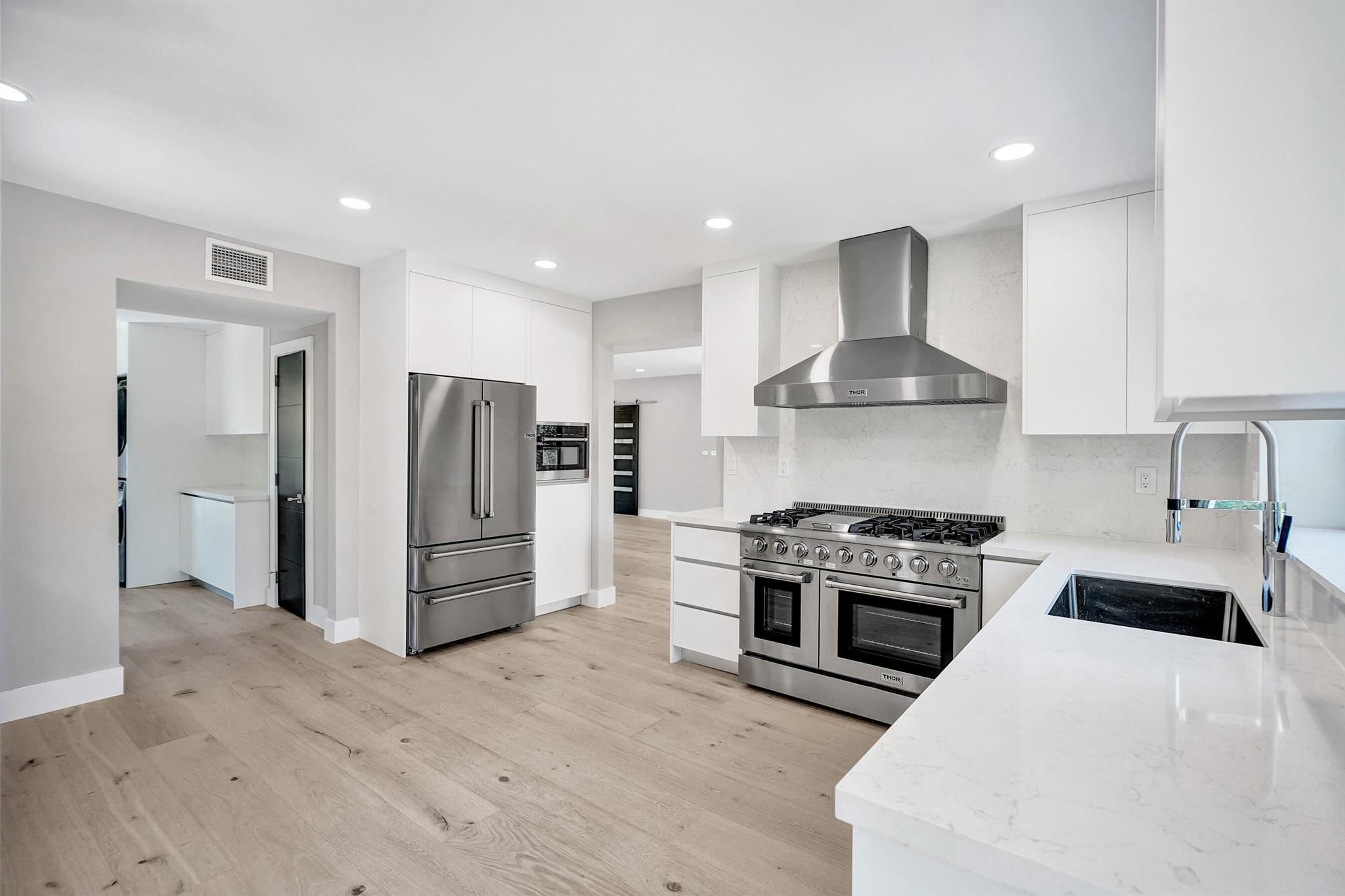 LA GORCE GOLF SUB - Residential