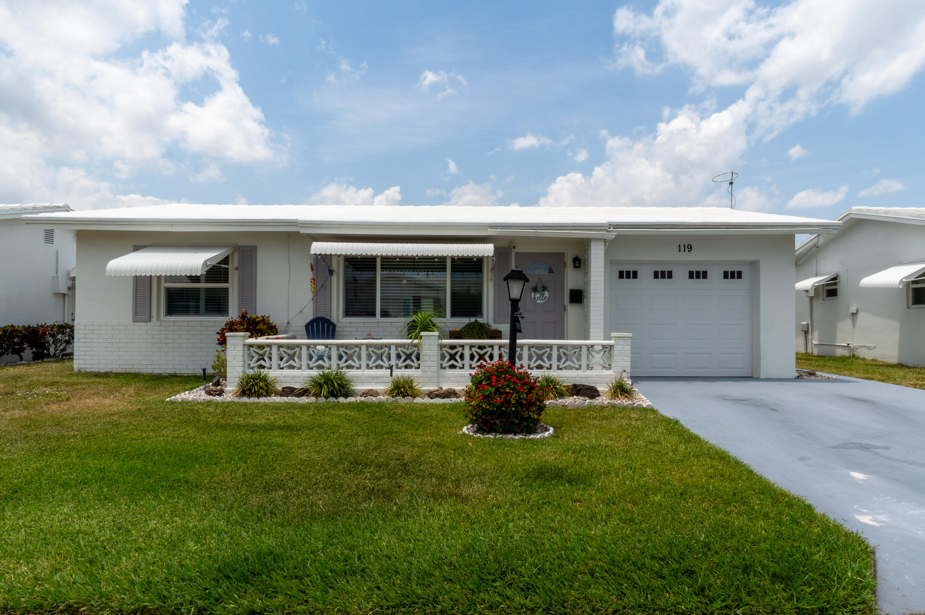 PALM BEACH LEISUREVILLE SEC 2 - Residential