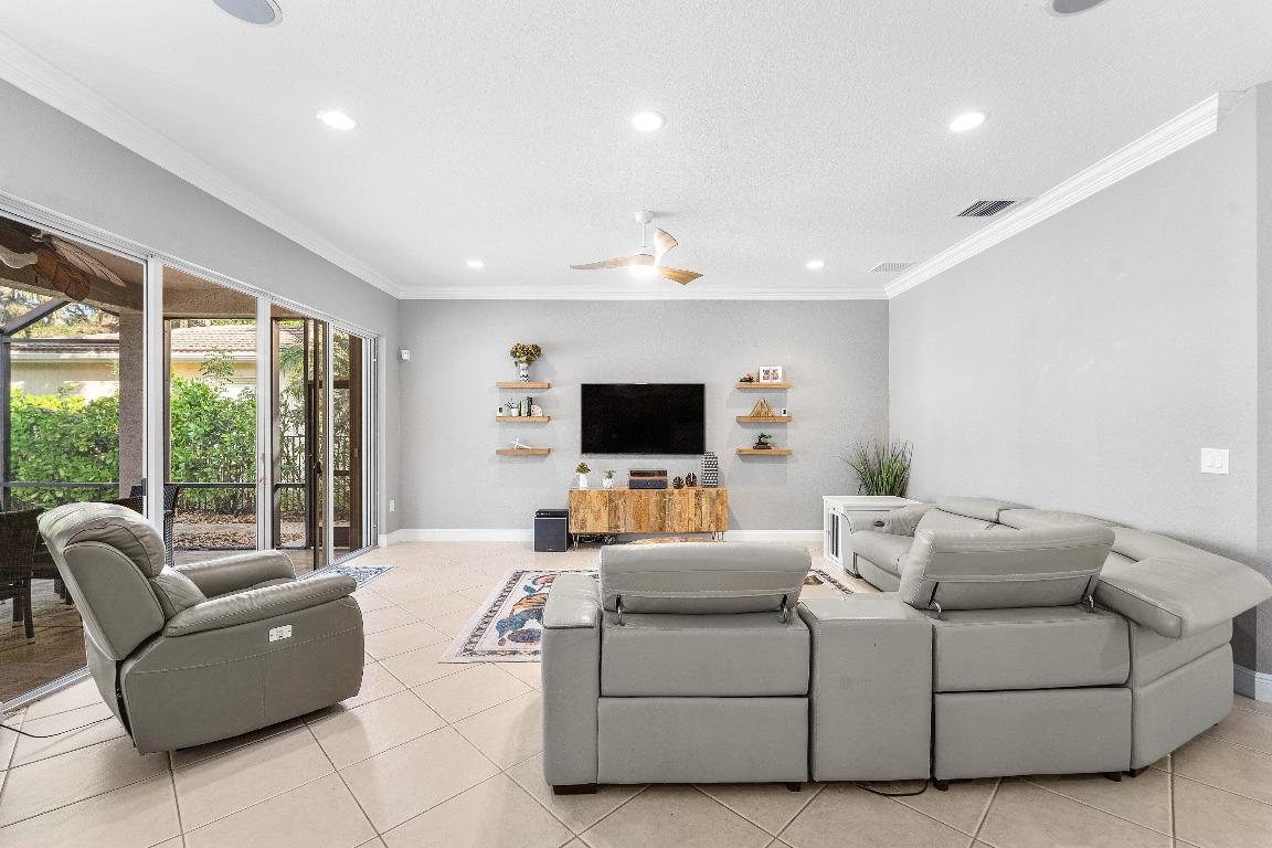 Canyon Isles - Residential