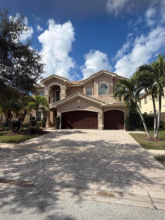 8909 Woodgrove Ridge Court