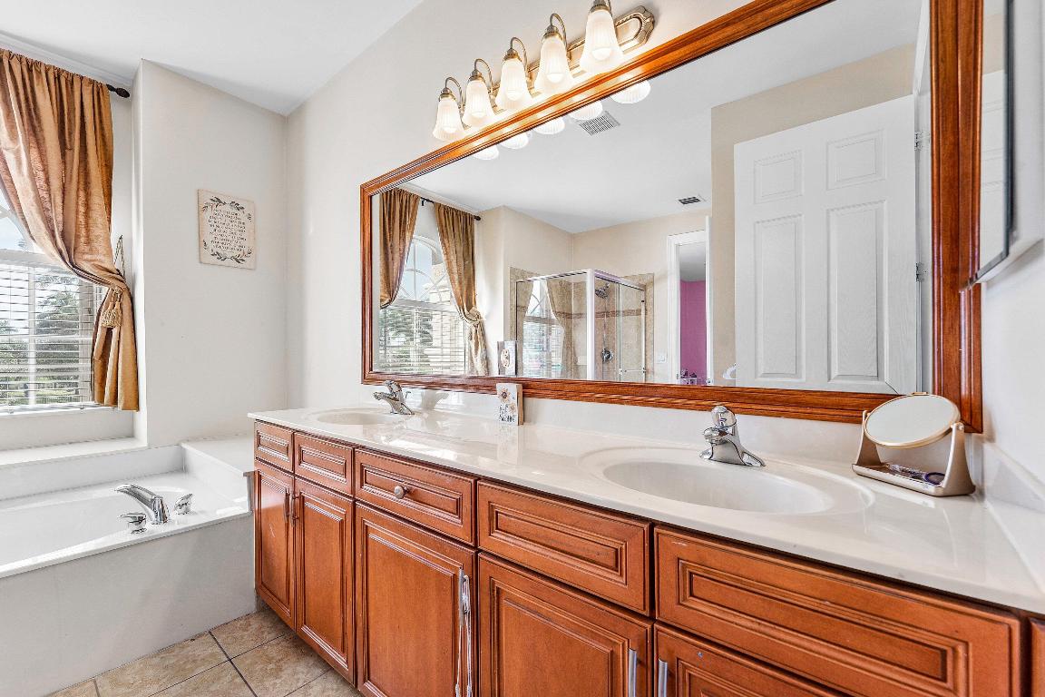 Canyon Isles - Residential