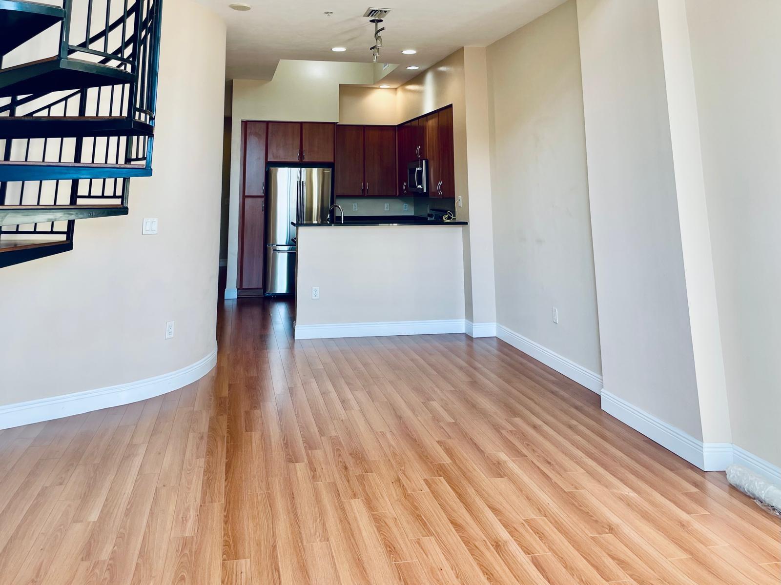 801 S Olive Ave 409