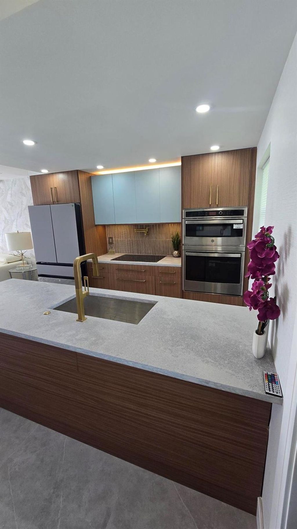 Photo of 300 SW Golfview Terrace #142, Boynton Beach, FL 33426 (MLS # R11136009)