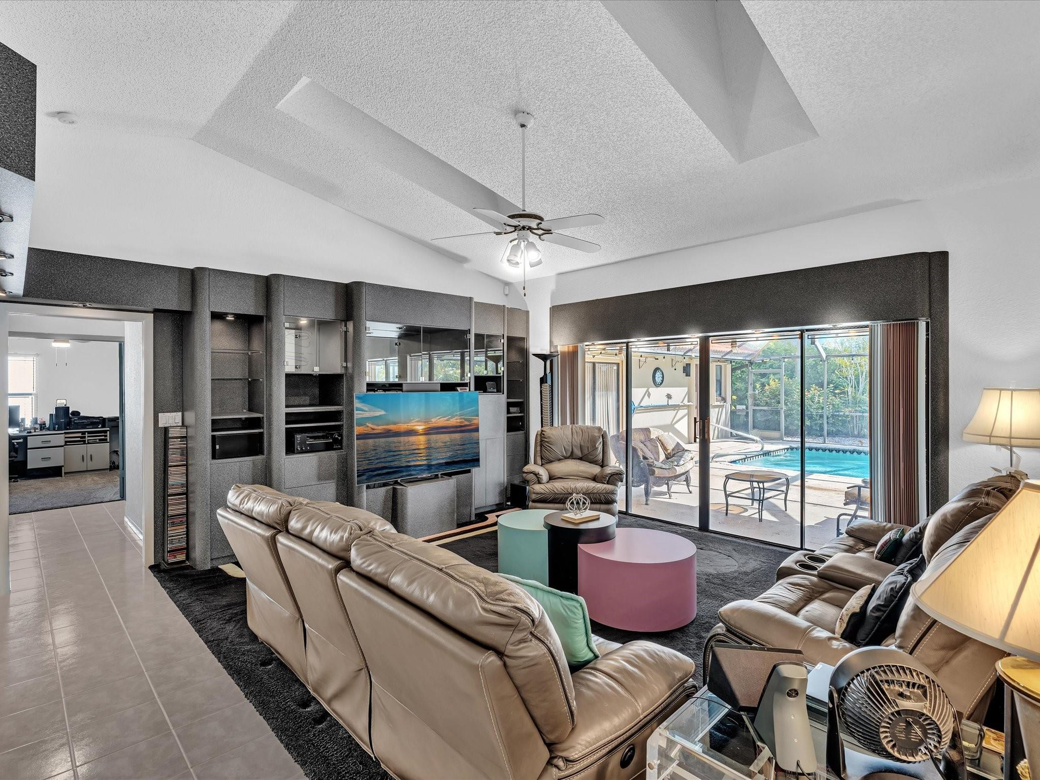 North Spgs 132-38 B - Residential