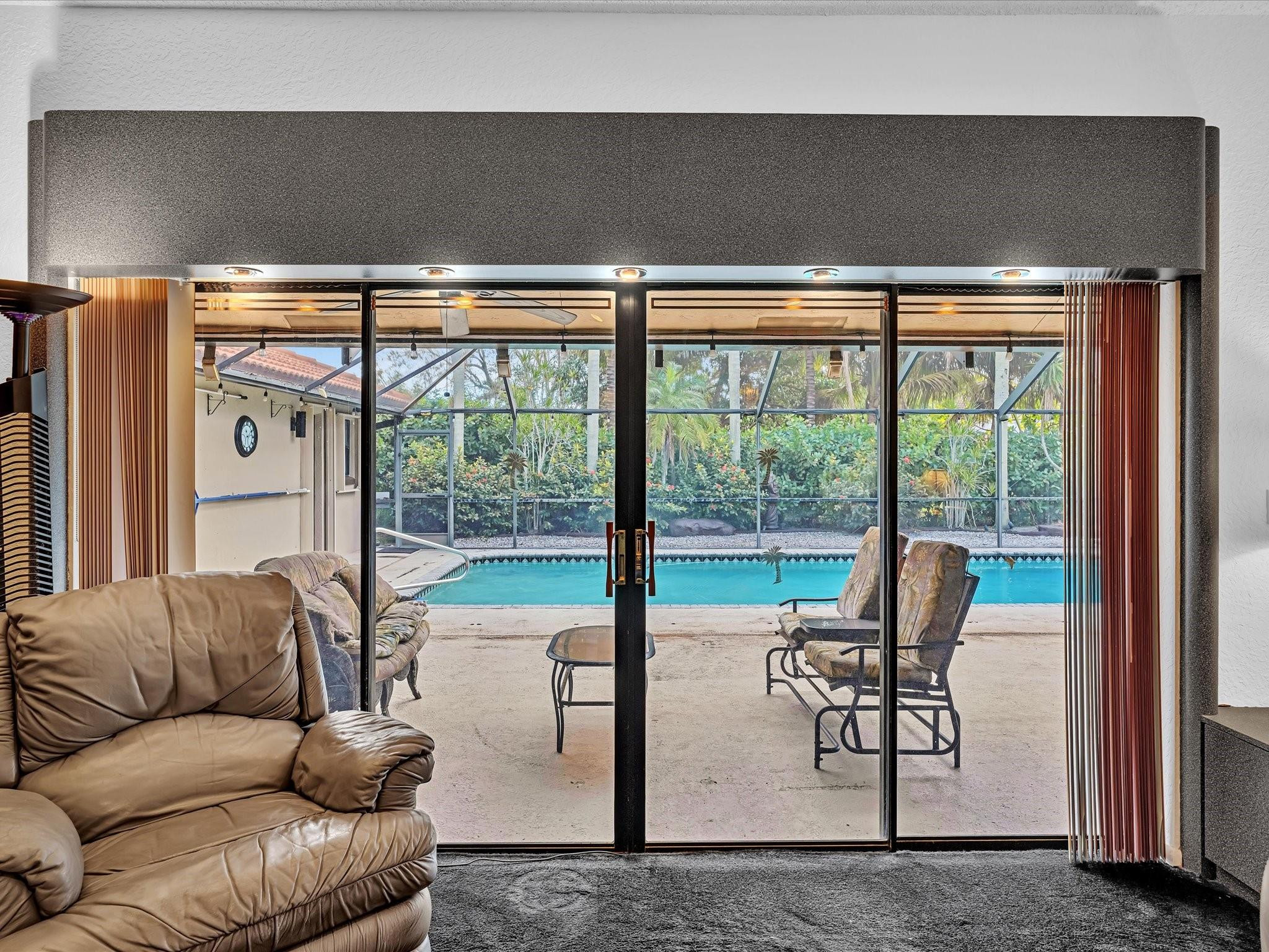 North Spgs 132-38 B - Residential