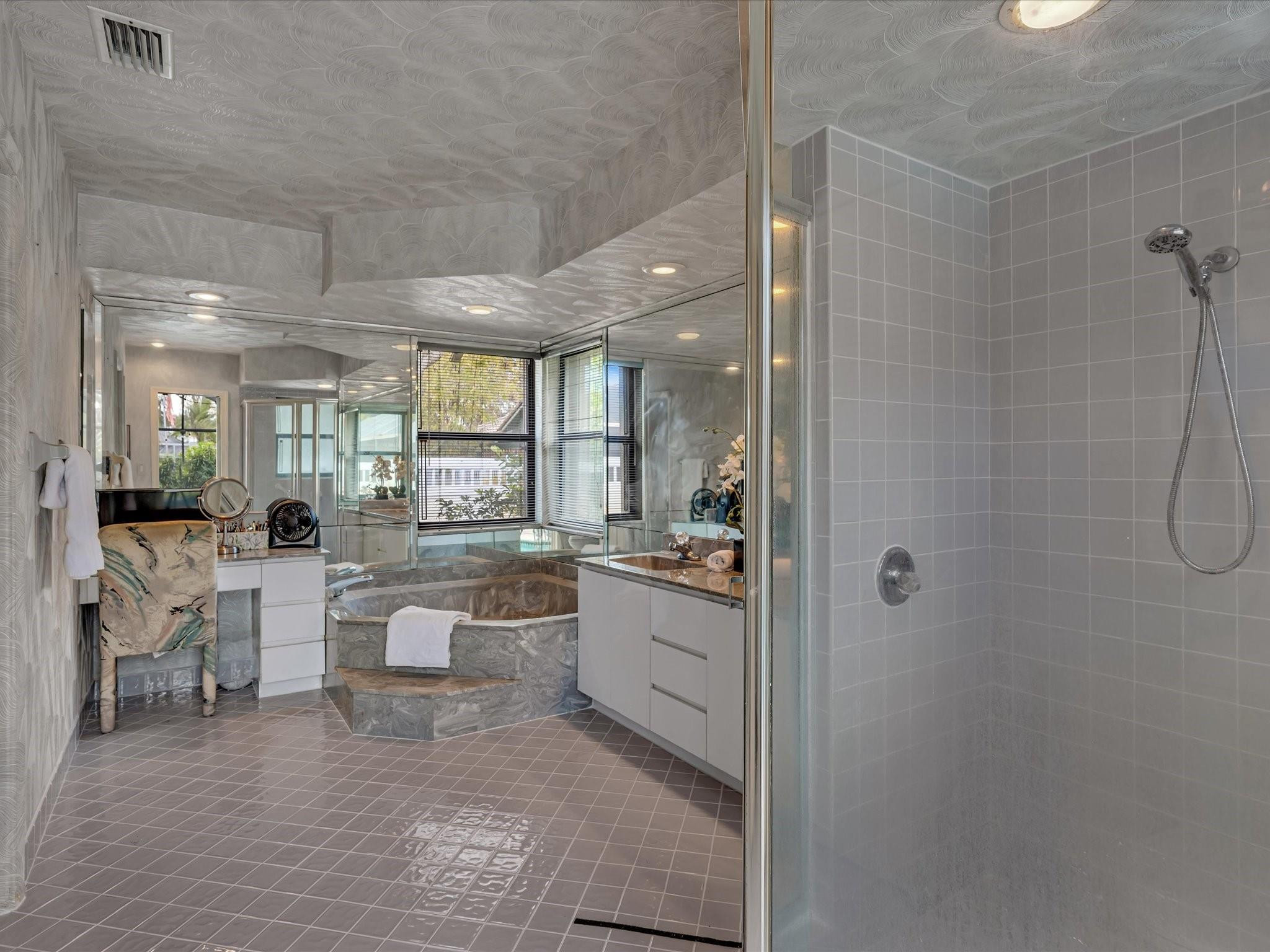 North Spgs 132-38 B - Residential