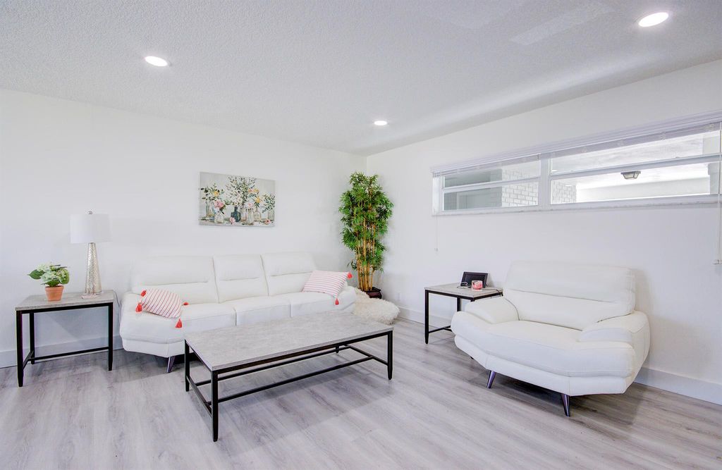 Photo of 11 Colonial Club Drive #302, Boynton Beach, FL 33435 (MLS # R11112433)