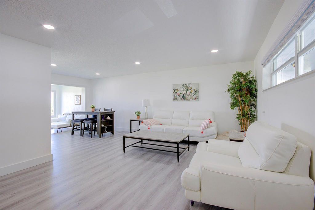 Photo of 11 Colonial Club Drive #302, Boynton Beach, FL 33435 (MLS # R11112433)