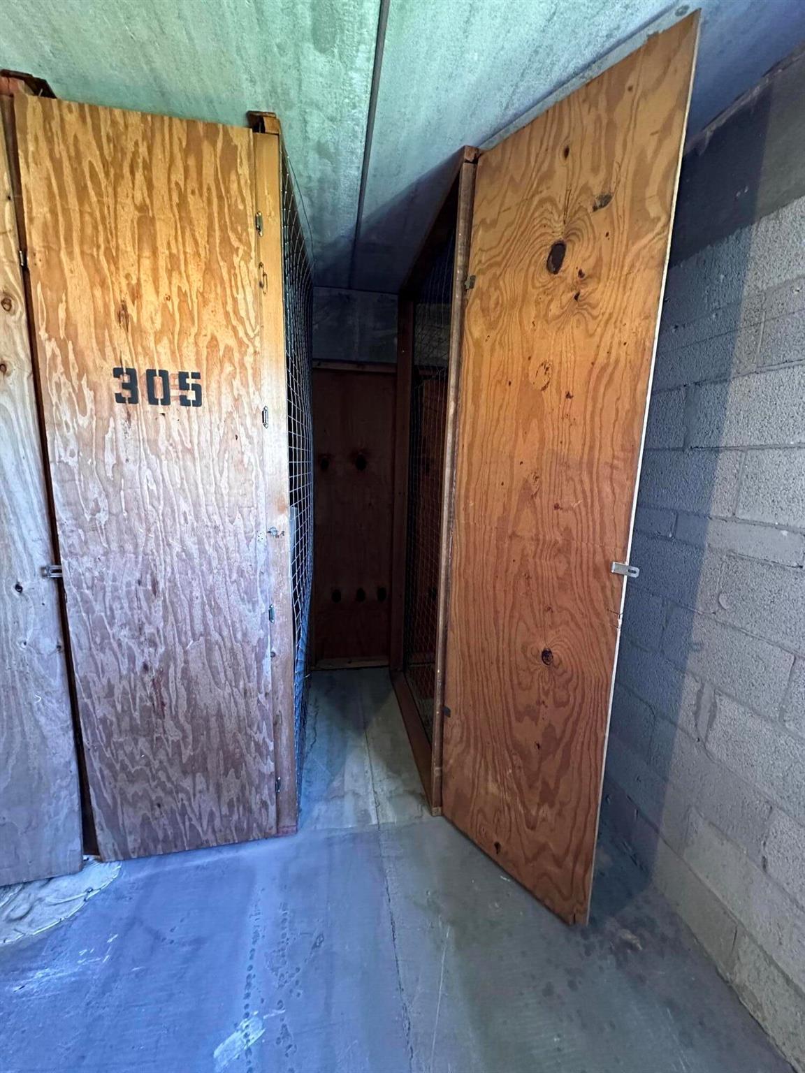 VILLAGE GREEN BUCKINGHAM - Residential Lease