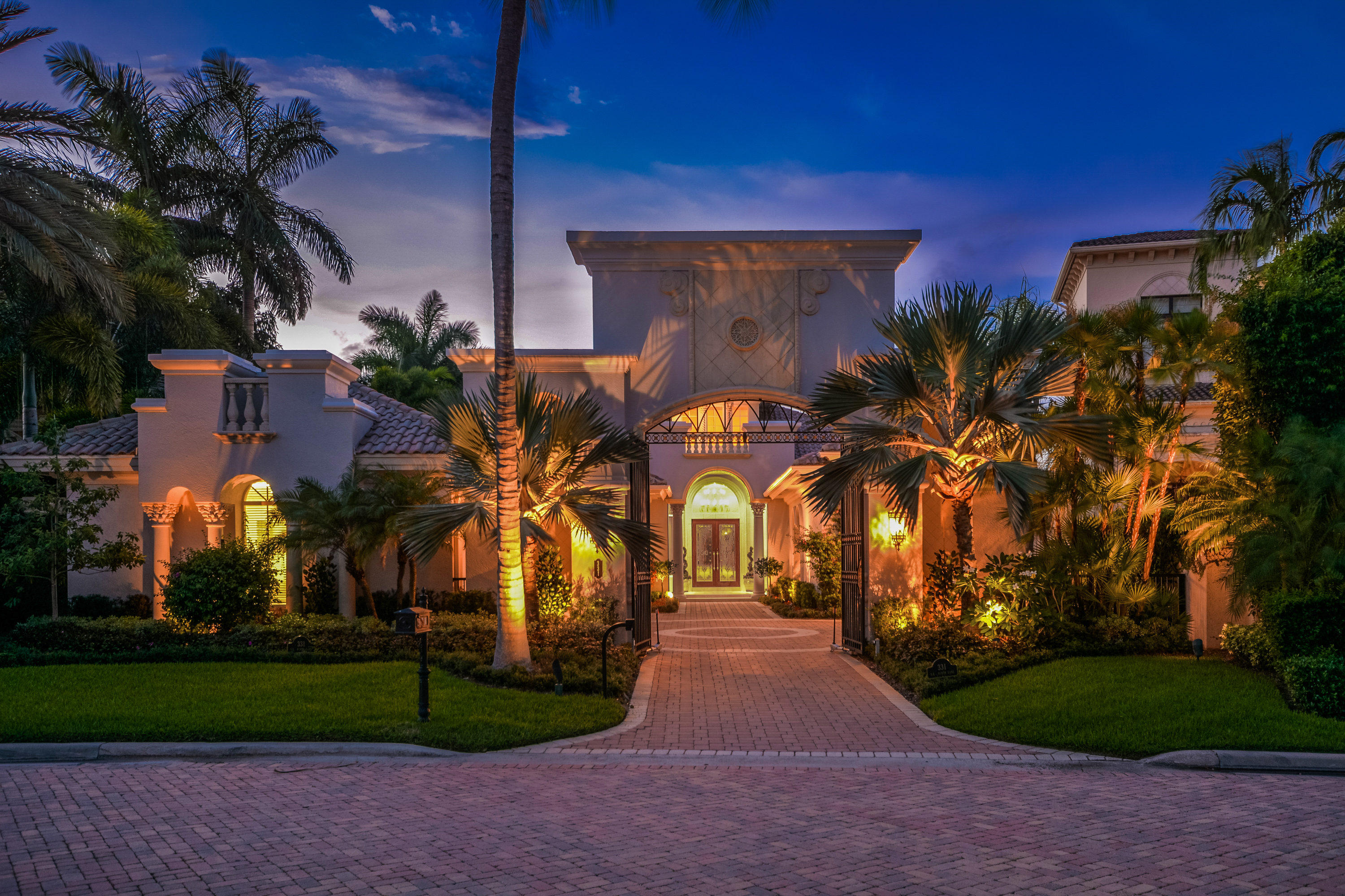 MIZNER LAKE ESTATES - Residential
