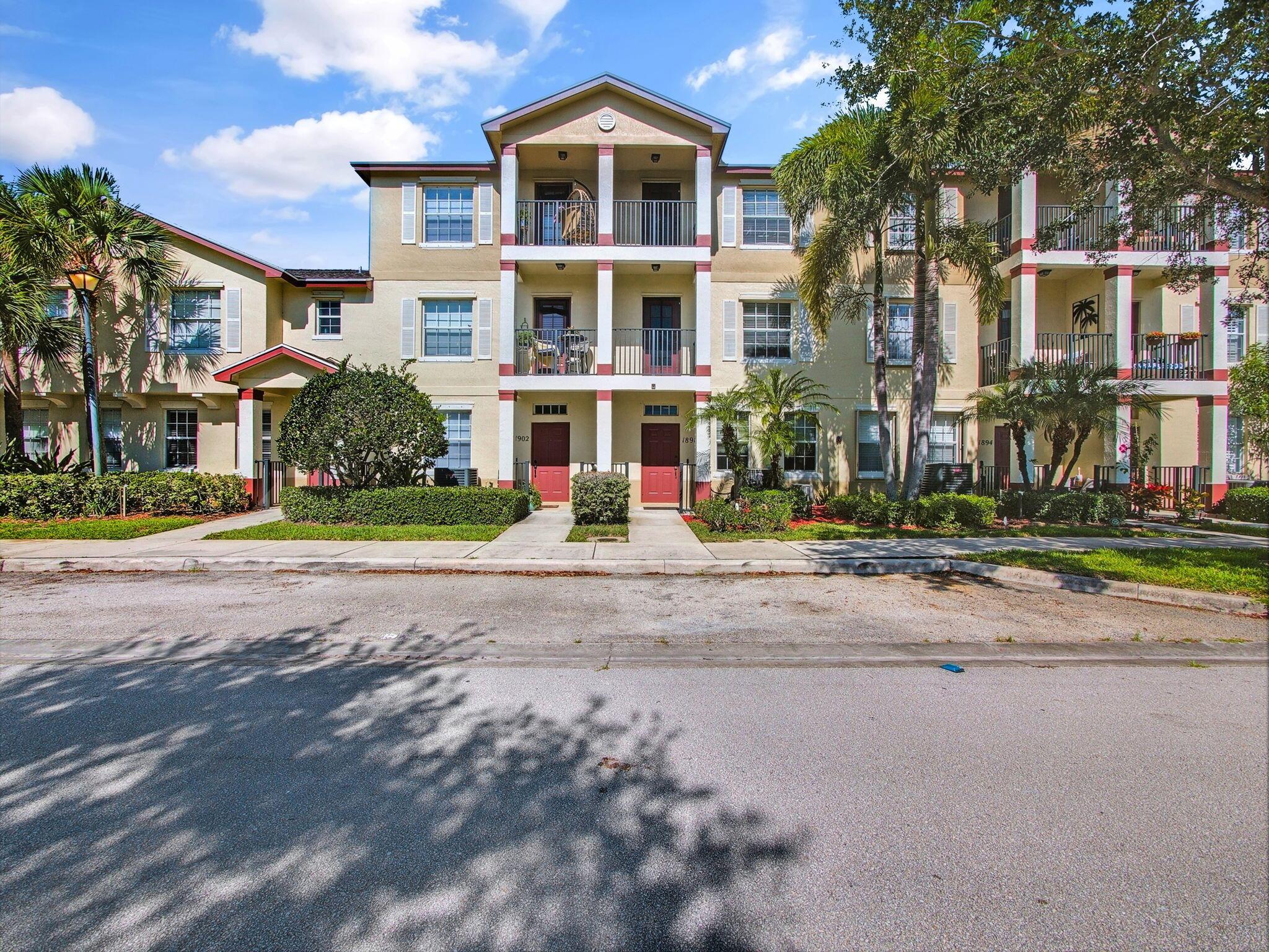 Spacious 3 bedroom, 3-1/2 bath waterfront townhome with 2 car garage and a brand new roof. This home features an open floorplan in the living area. The kitchen has tasteful cabinetry, brand new smart oven/range and a large island that faces the family room and dining room areas. The 3 bedrooms all have walk-in closets and en-suite full baths. You'll get long lake views from the rooms and either of the 2 covered balconies. Enjoy fantastic views of 4th of July fireworks from the balconies. Feel secure with the Eufy doorbell camera and fire suppression systems throughout the home. East Lake has a community pool, walking trails and a children's park and is conveniently located near shopping, restaurants, grocery stores and the area's best beaches.