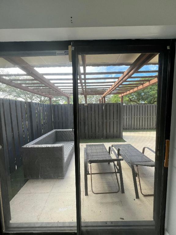 SHERWOOD LAKES - Residential Lease