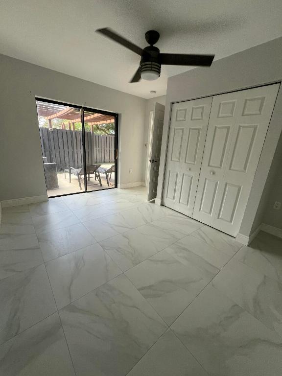 SHERWOOD LAKES - Residential Lease