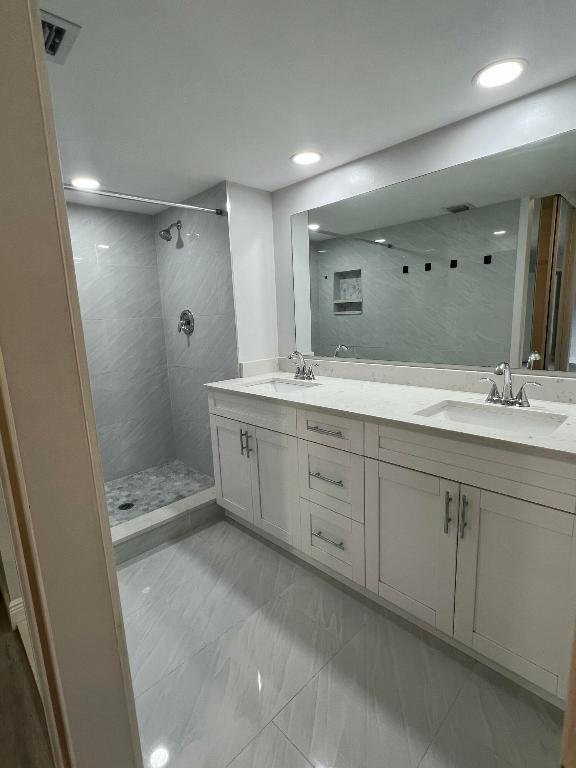 SHERWOOD LAKES - Residential Lease