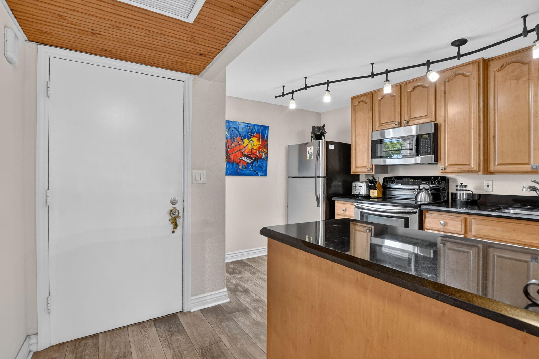 3 Royal Palm Way 102