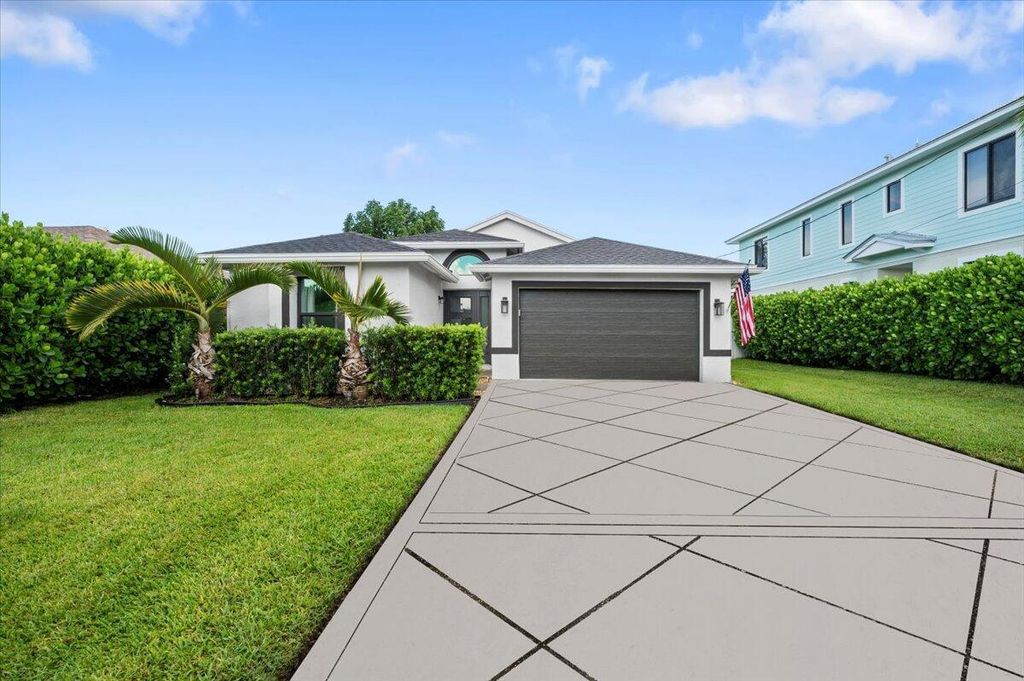 Photo of 6430 Barbara Street, Jupiter, FL 33458 (MLS # R11020289)