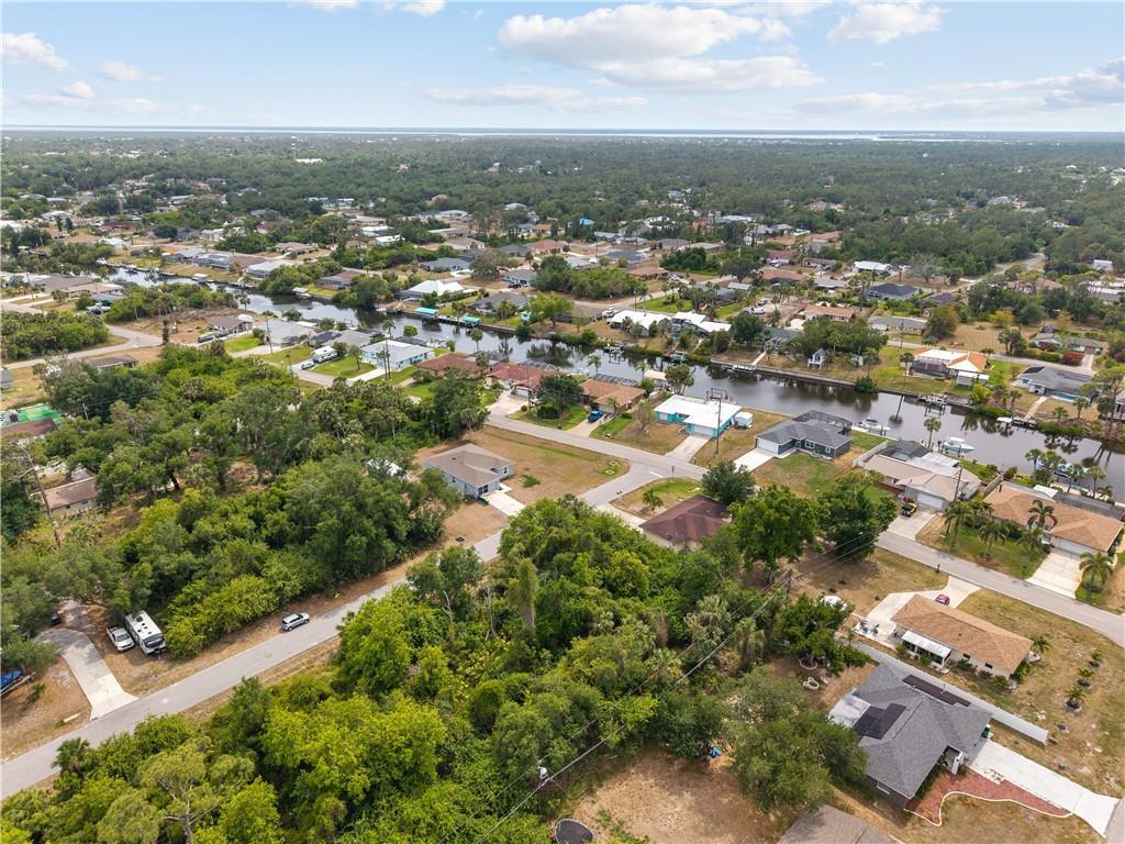 PORT CHARLOTTE SEC 8 - Land