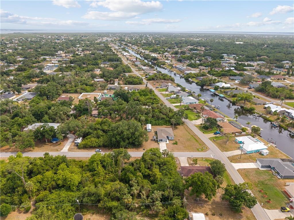 PORT CHARLOTTE SEC 8 - Land