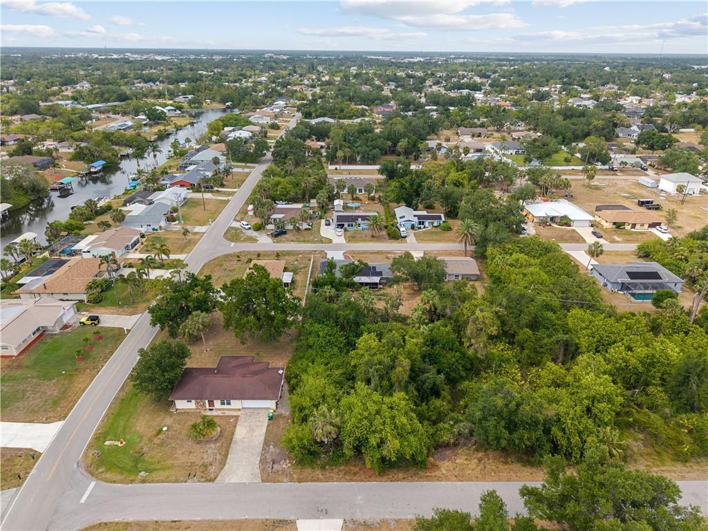 PORT CHARLOTTE SEC 8 - Land