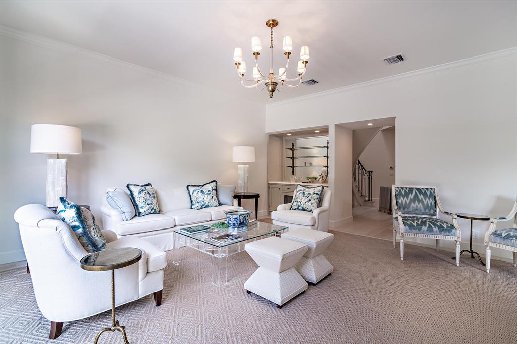 ROYAL PARK - Residential