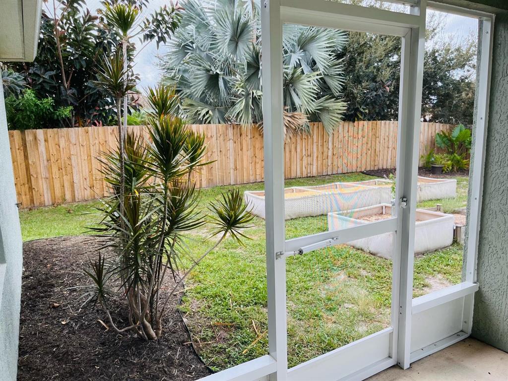 PORT ST LUCIE SECTION  22 - Residential Lease