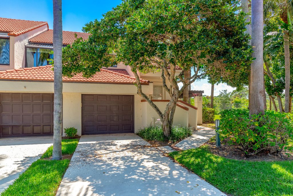 Photo of 203 Sea Oats Drive #H, Juno Beach, FL 33408 (MLS # R10798513)