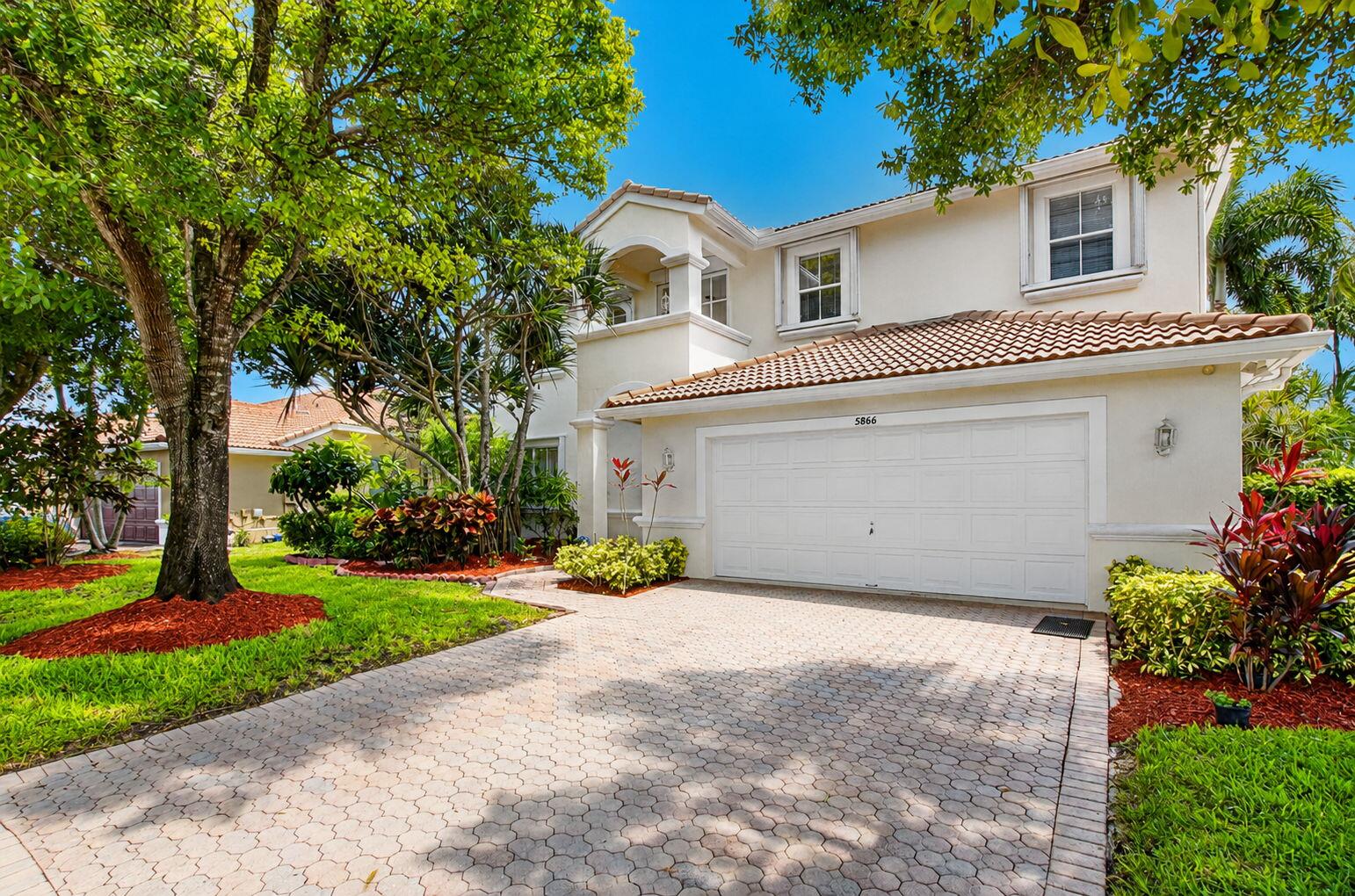 5866 Bay Hill Circle