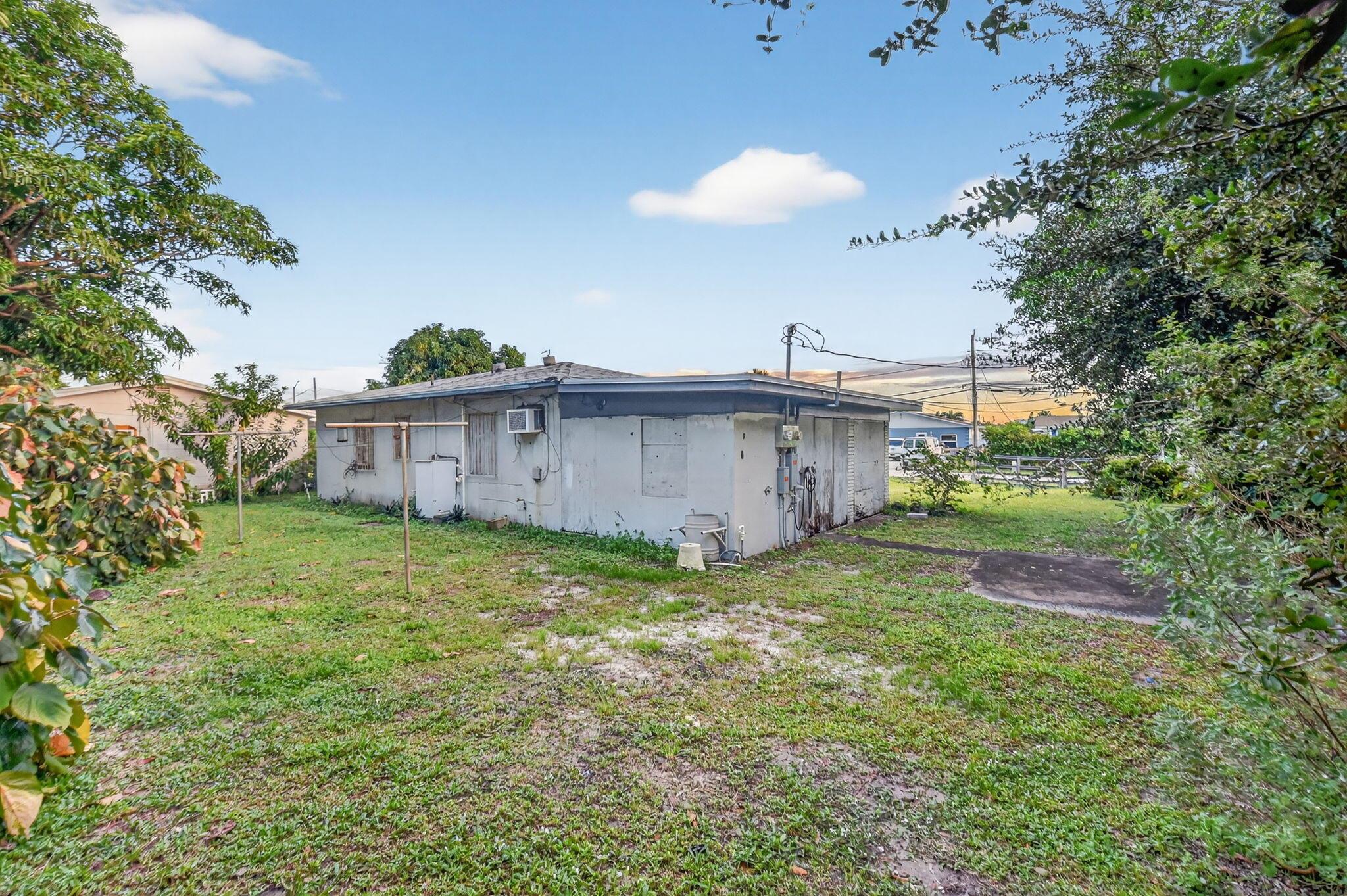 BRYANT PARK - Residential Income