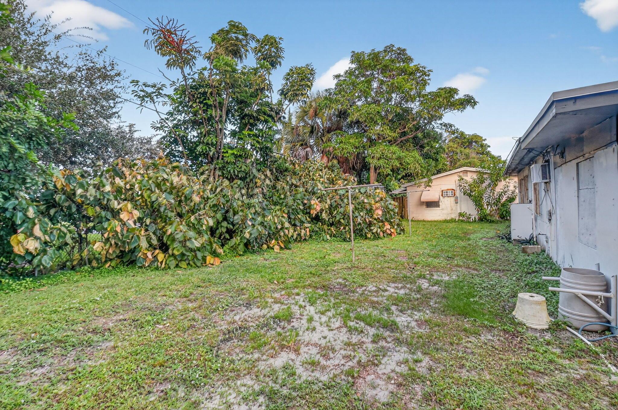 BRYANT PARK - Residential Income