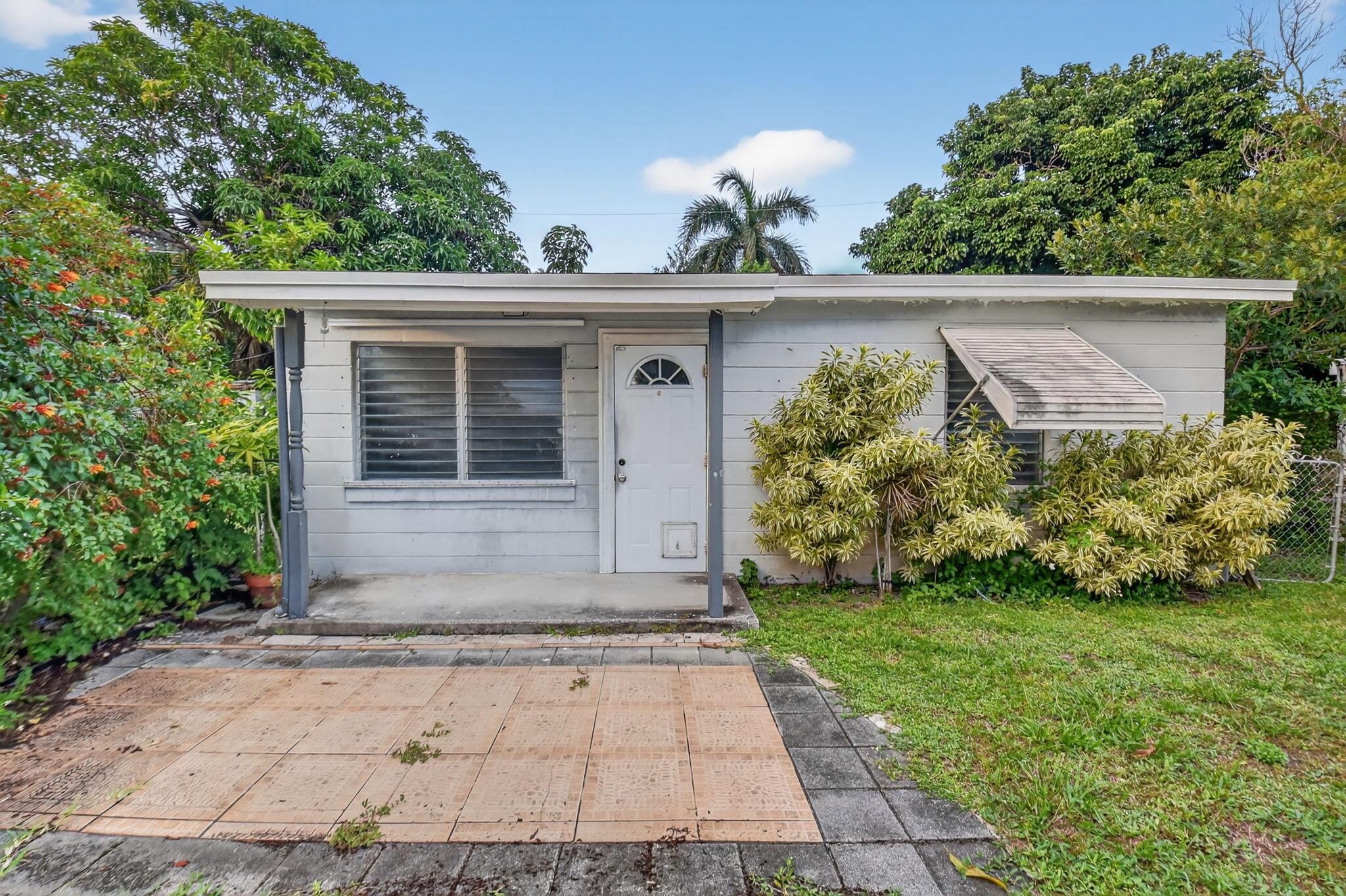 BRYANT PARK - Residential Income