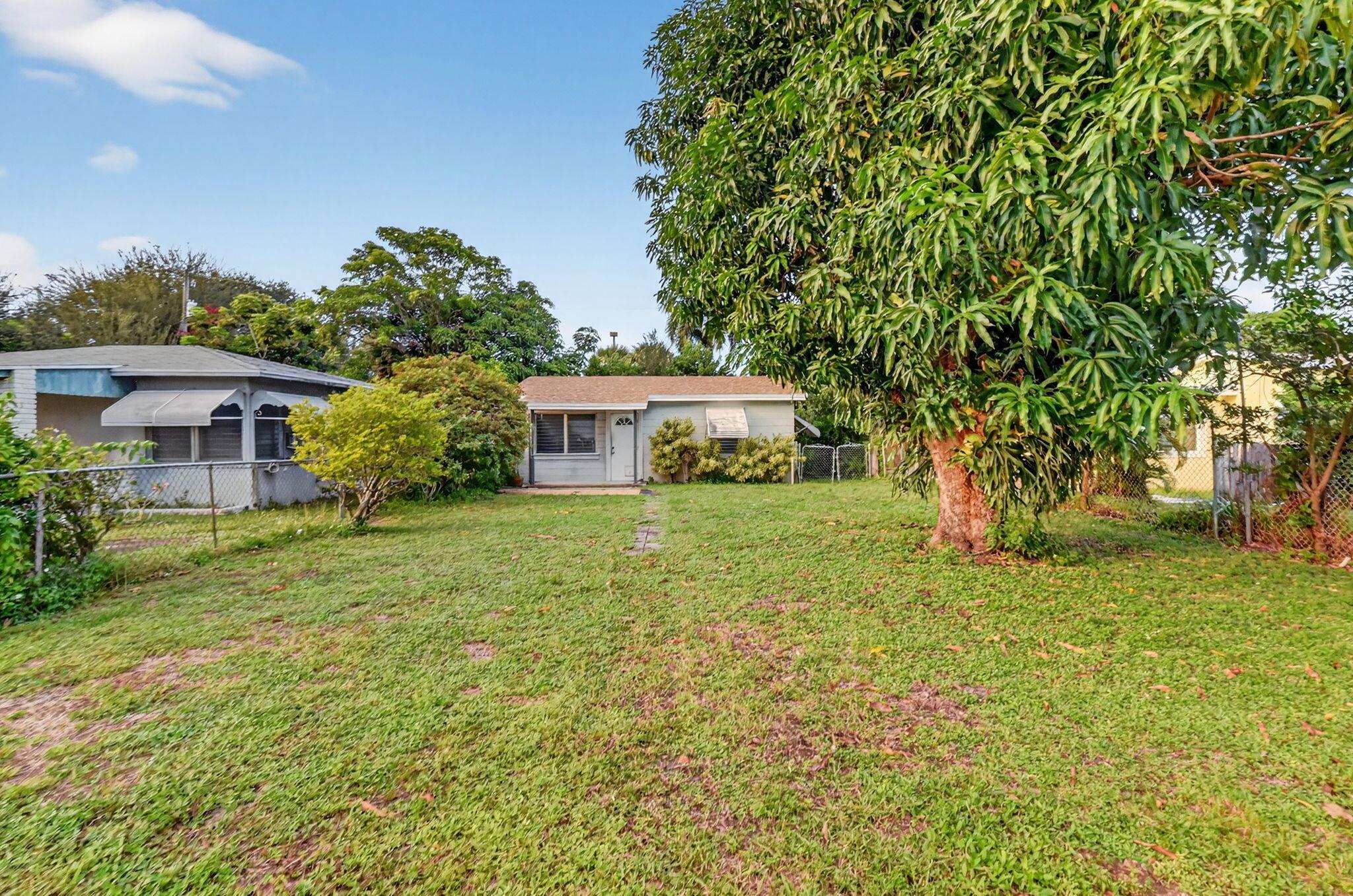 BRYANT PARK - Residential Income