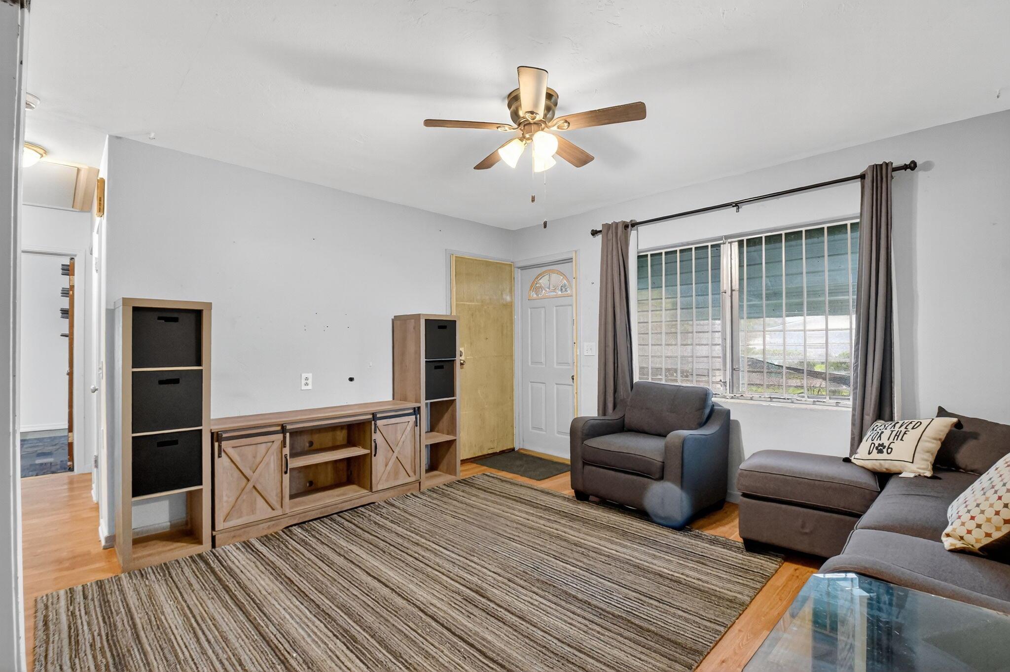 BRYANT PARK - Residential Income