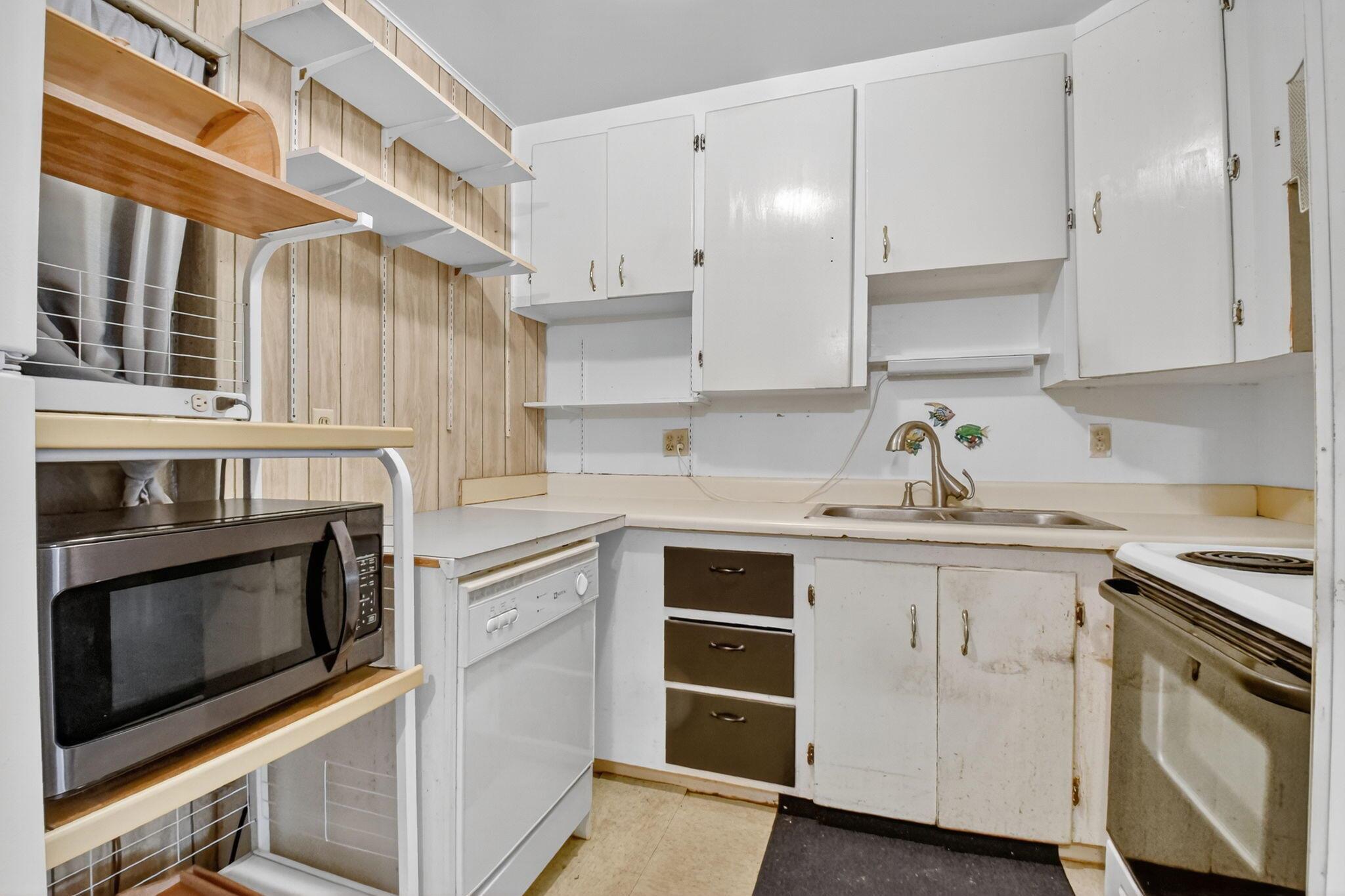 BRYANT PARK - Residential Income