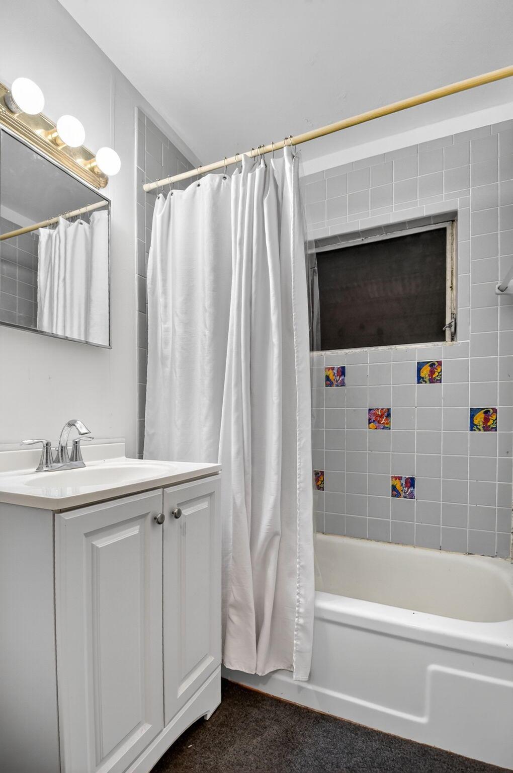 BRYANT PARK - Residential Income