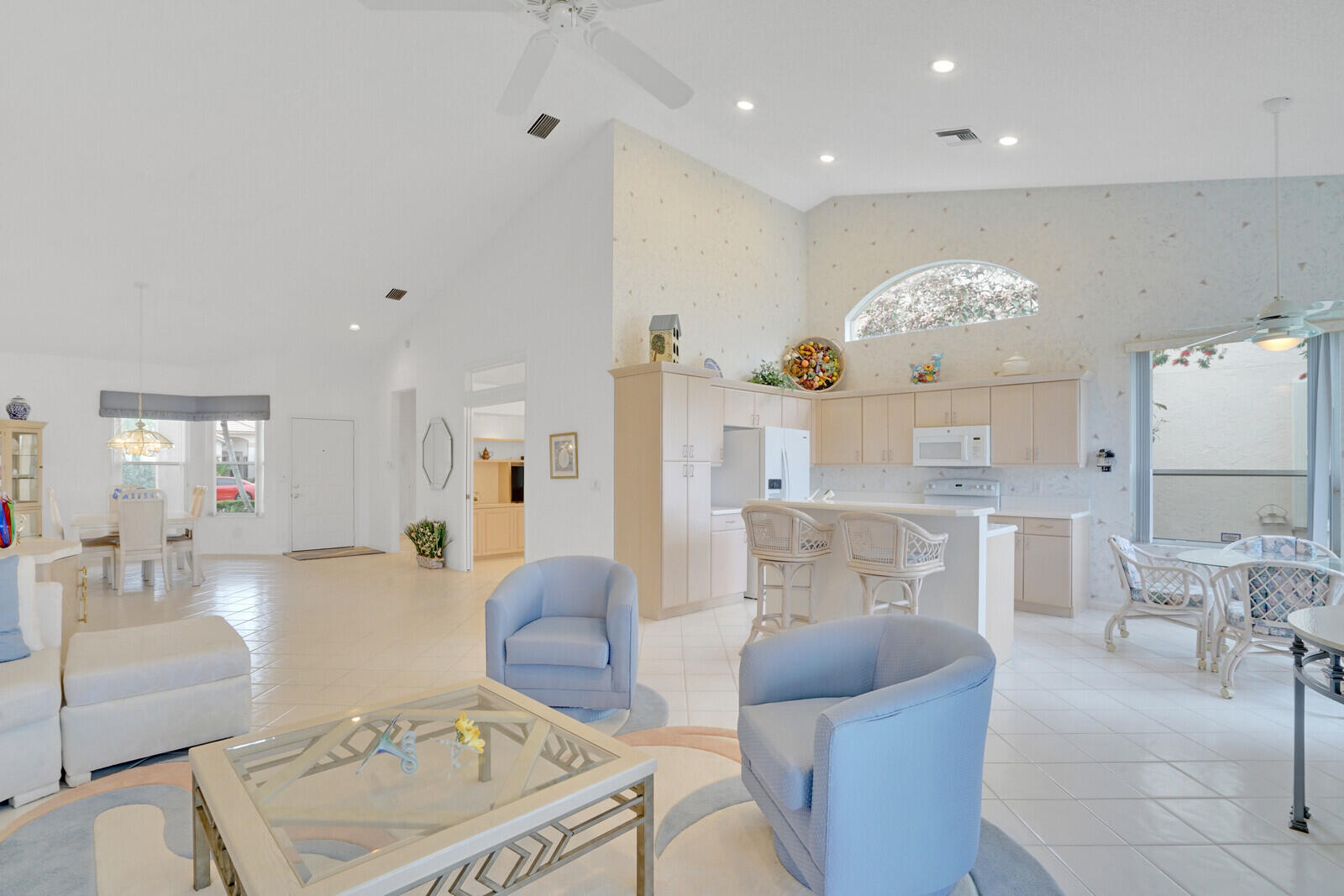 ABERDEEN 15 - Residential