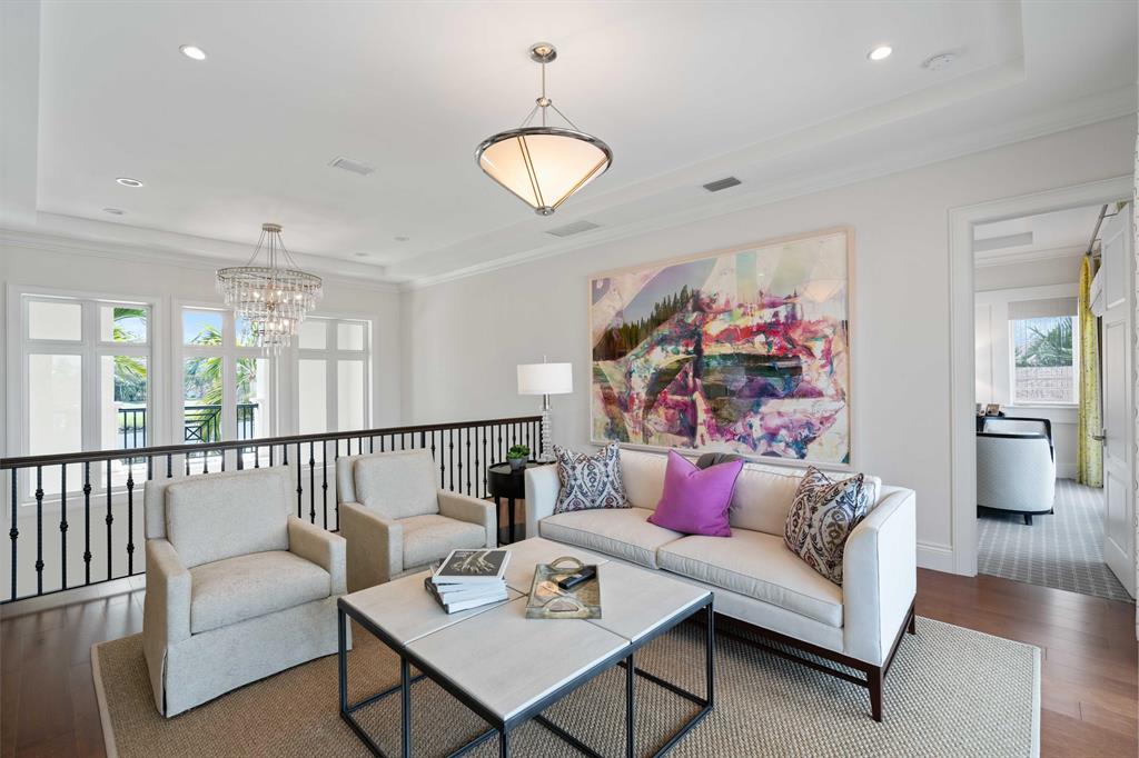 ADMIRALS COVE - Residential