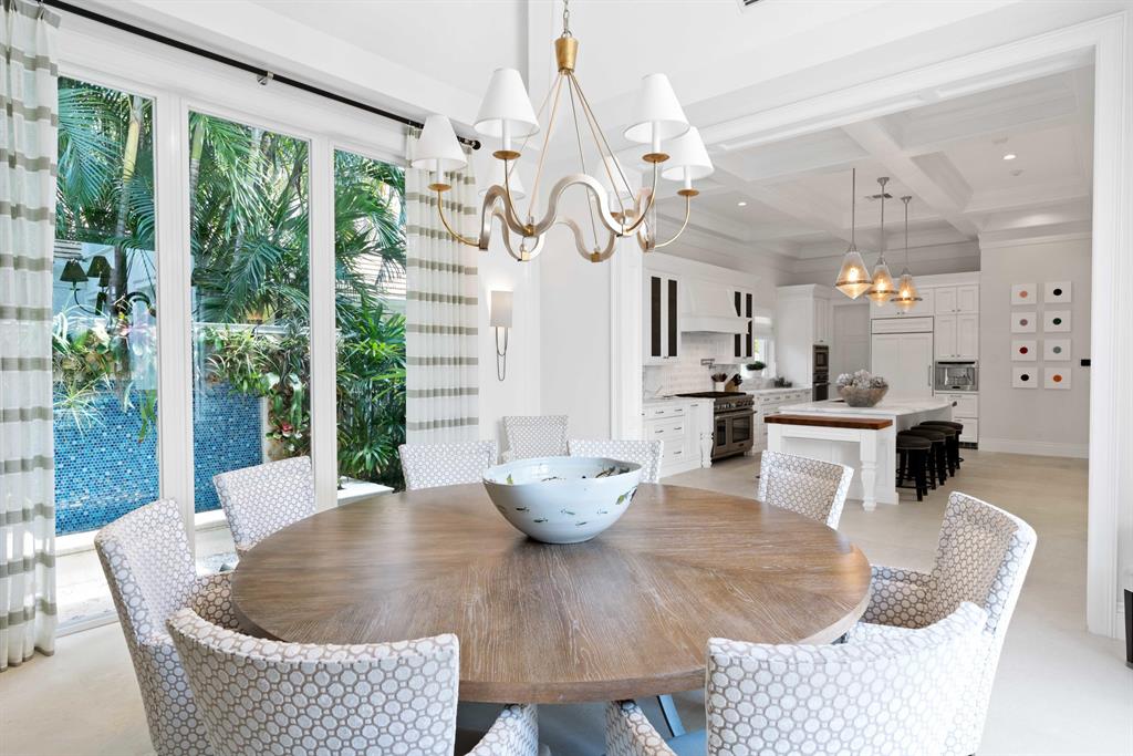 ADMIRALS COVE - Residential