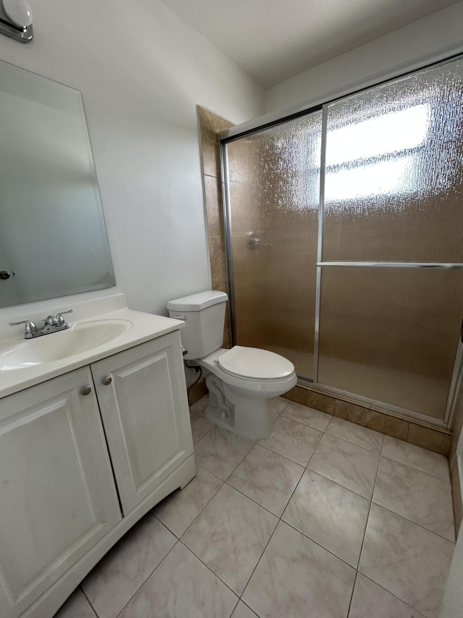 DAVIE PARK - Residential Lease