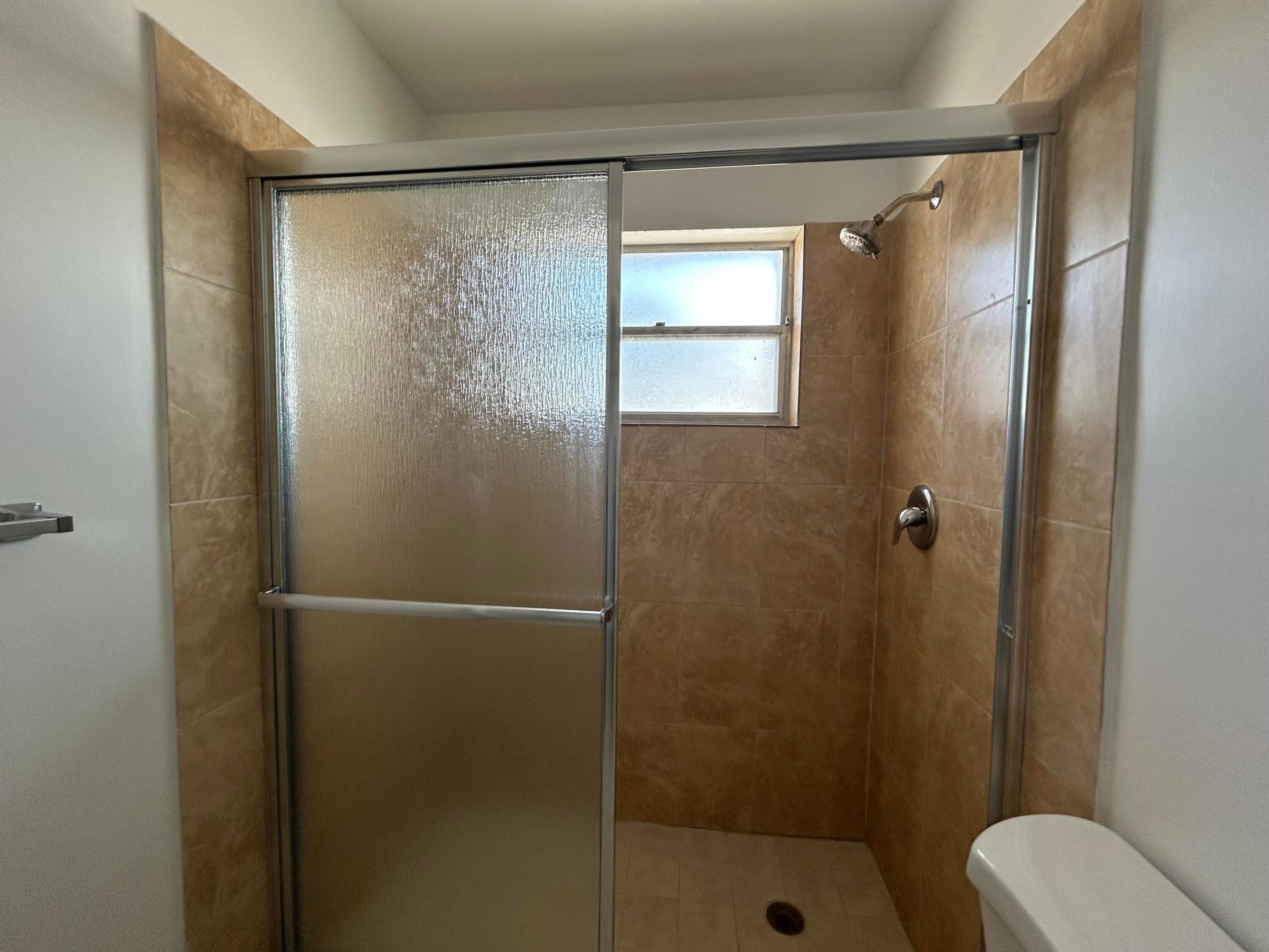 DAVIE PARK - Residential Lease