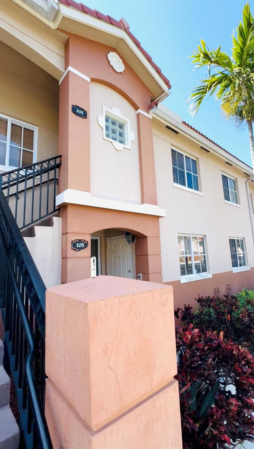 COVE AT BRIAR BAY CONDO - Residential