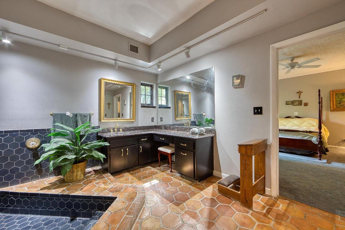 EL CID - Residential