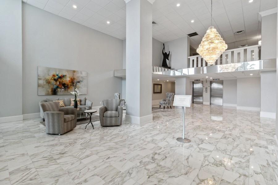 PATRICIAN OF PALM BEACH C - Residential Lease