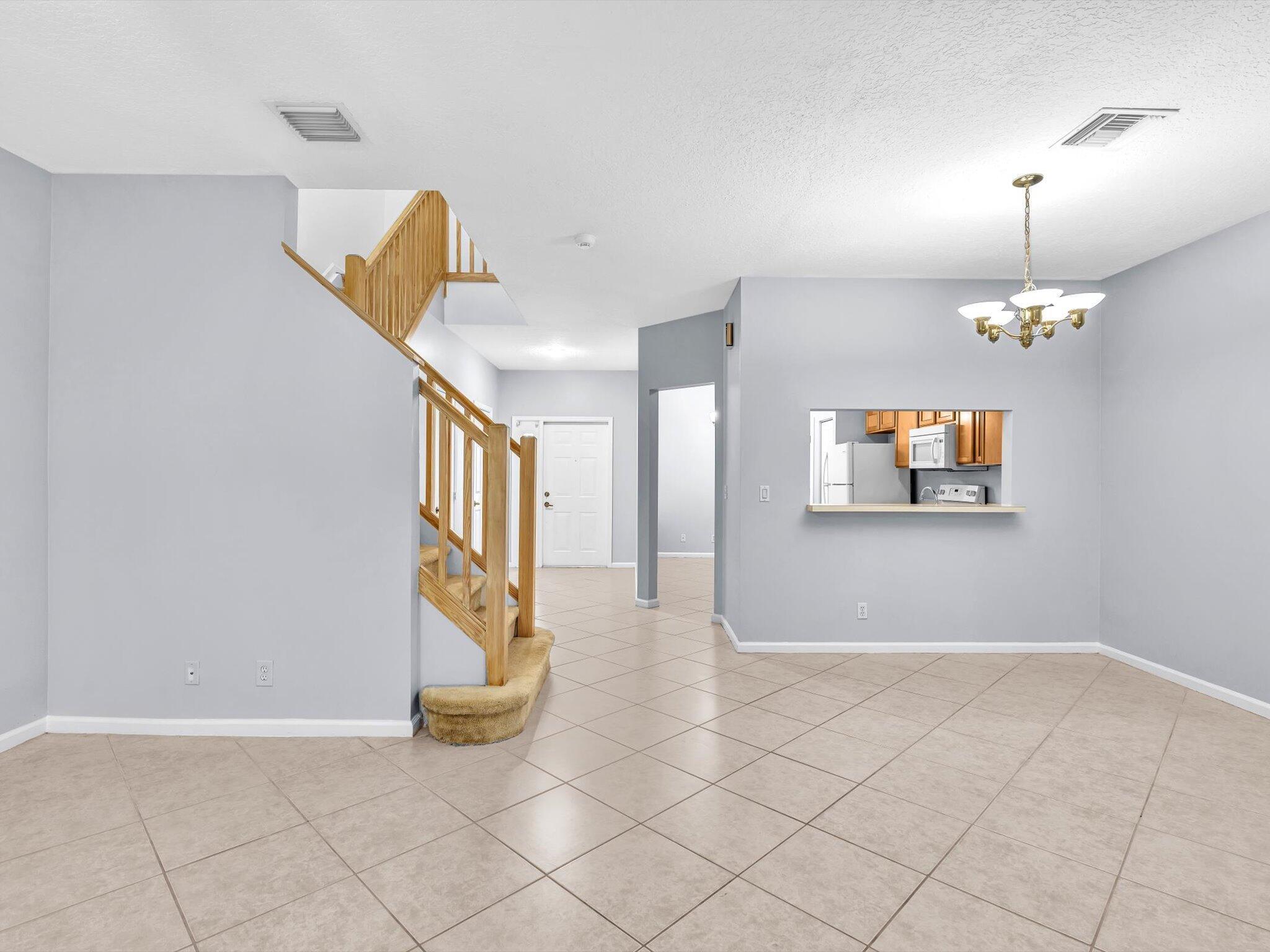 MIZNER POINTE OF BOCA VIA - Residential Lease