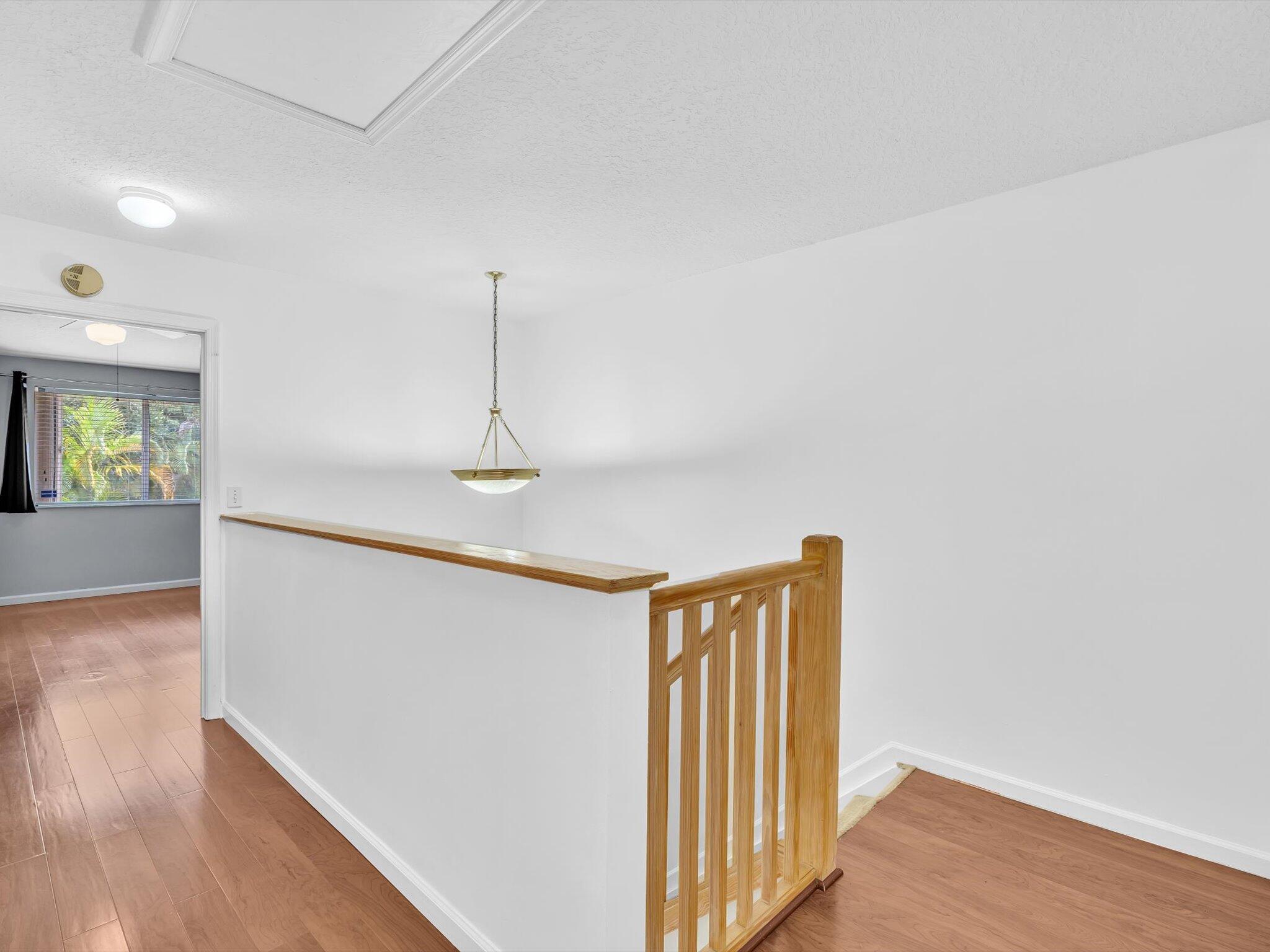 MIZNER POINTE OF BOCA VIA - Residential Lease