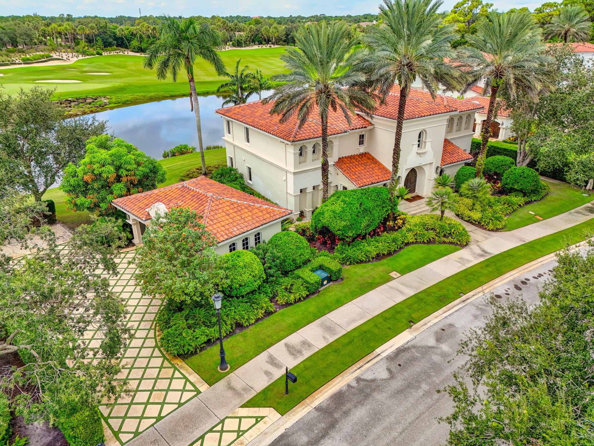 OLD PALM 5 - Residential