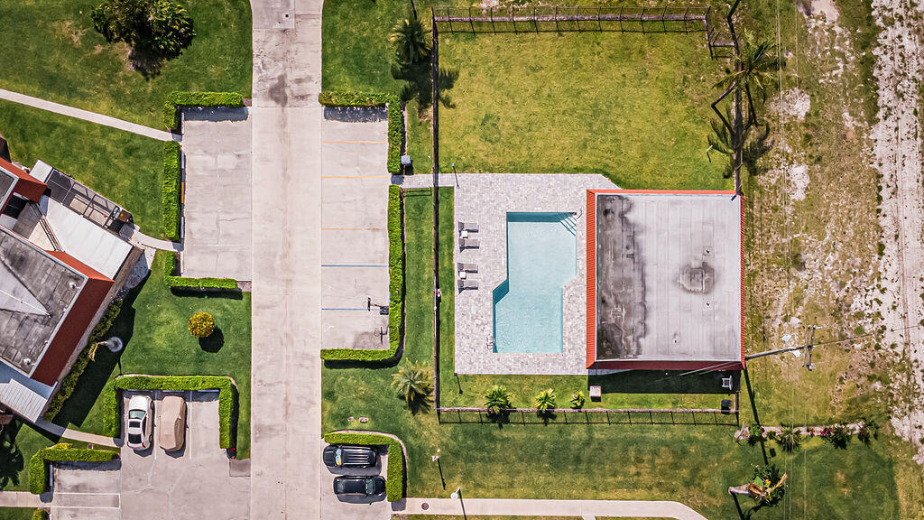 SUBURBAN PINES - Residential