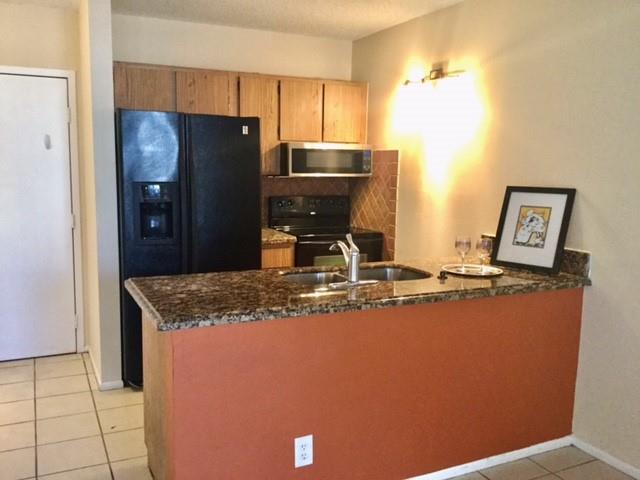 Excellent first floor, true one bedroom unit with 606 sf of living space.
Updated appliances, open floor plan, great walk in closet plus an additional closet.
Secure building lobby, one designated parking space, plenty of guests parking, washers and dryers and community pool. Pets ok, board application, quick approval.
Ideally located to Sample Rd, and Atlantic Blvd, Coral Springs Mall and The Walk and restaurant and shops on University.