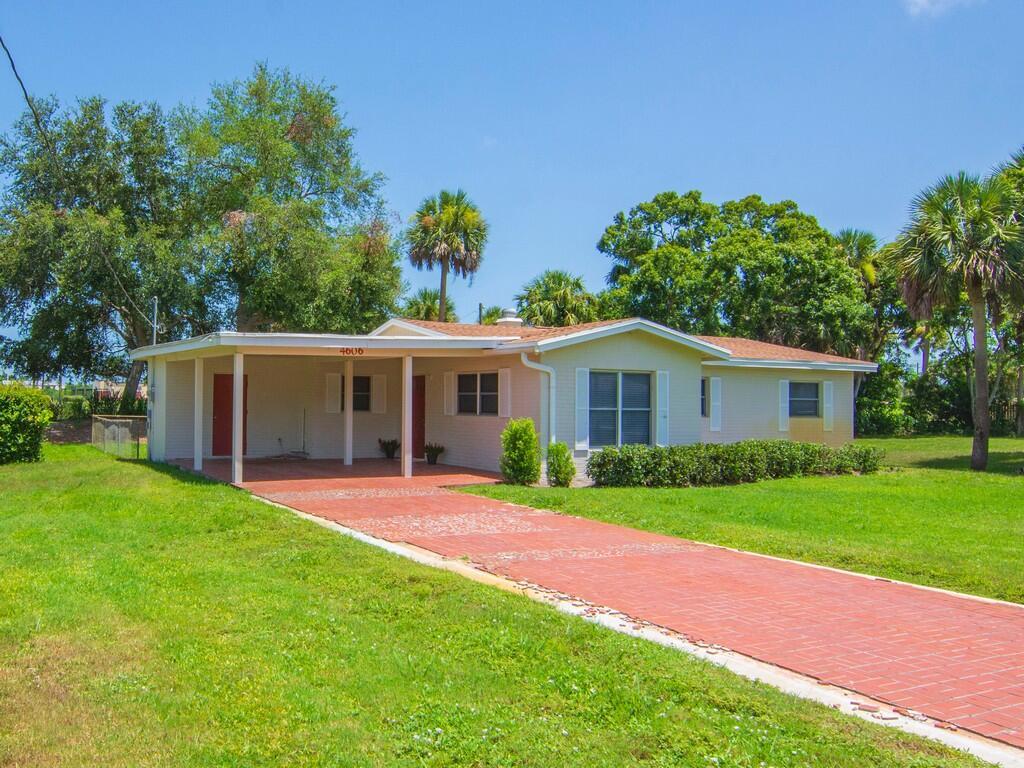 4606 30th Ave, Vero Beach, FL, 32967/$270,000 2 4606 30th Ave